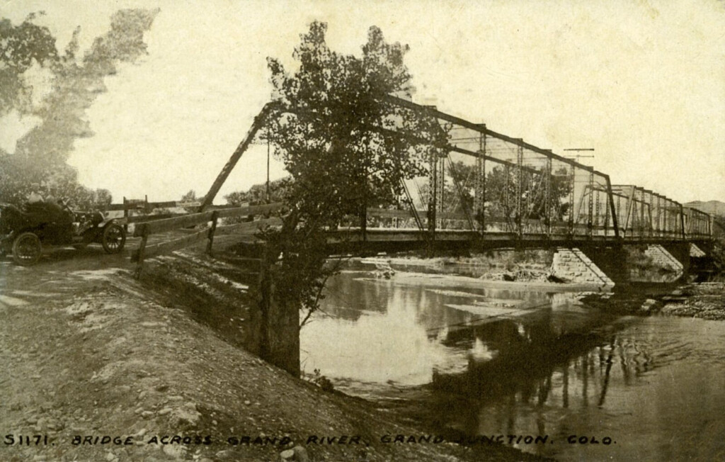 Bridgehunter Grand Junction State Bridge