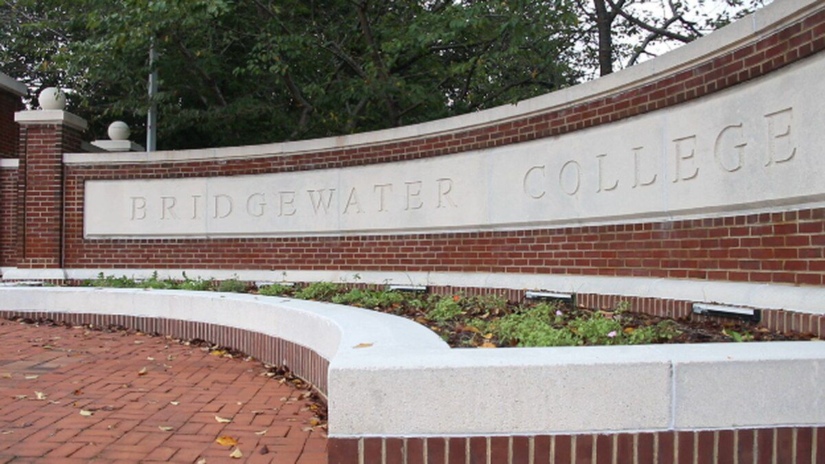 Bridgewater College Votes To Cut Majors Programs And Jobs