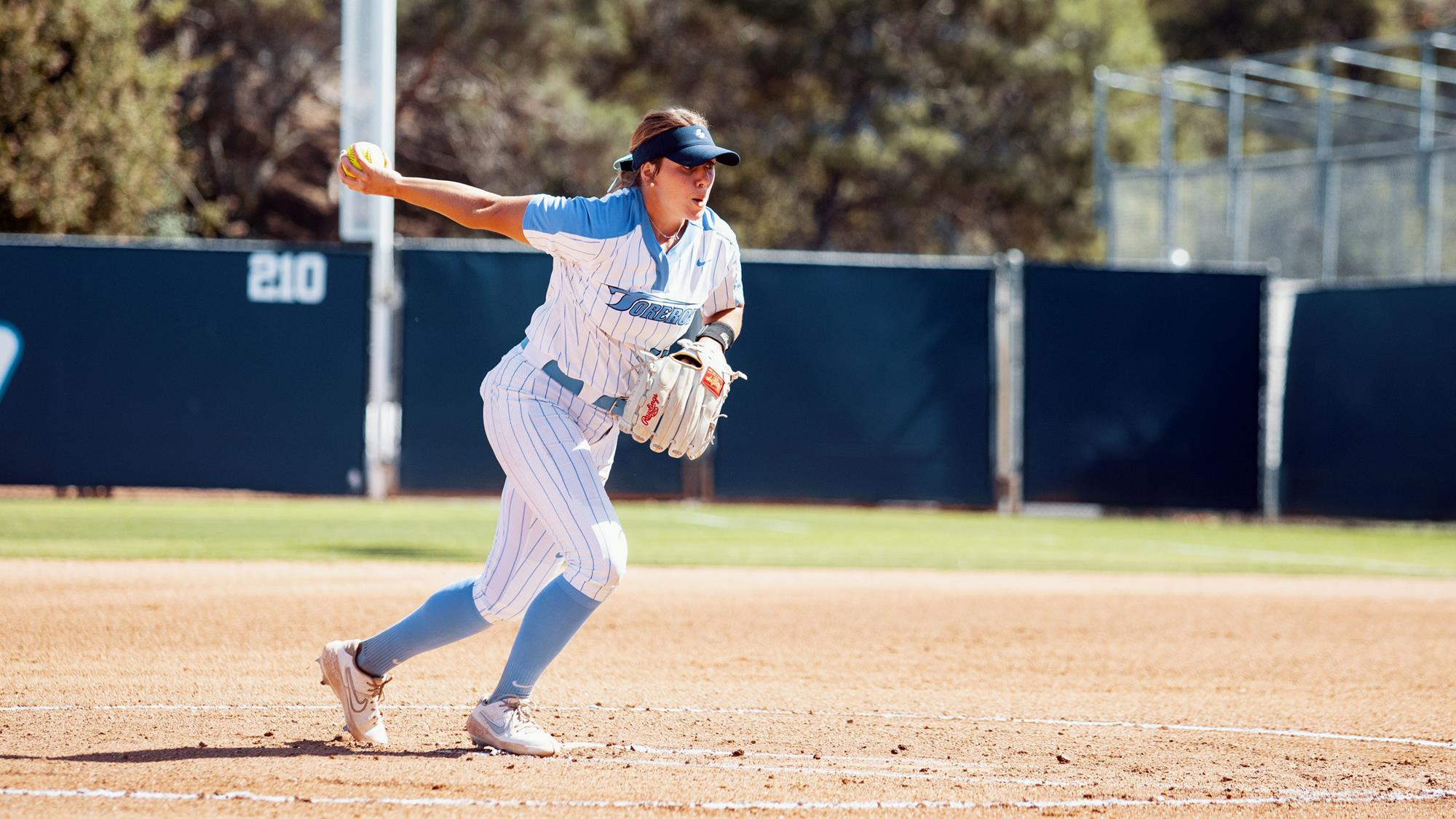 Madison Earnshaw Softball University Of San Diego Athletics