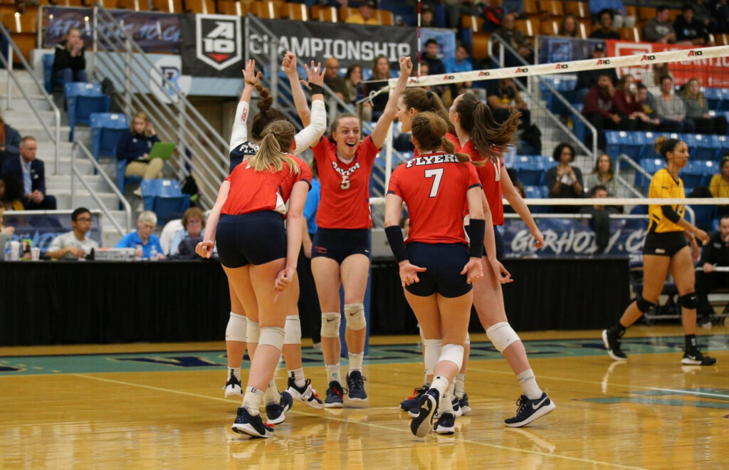 Volleyball Squaring Off Against No 16 Marquette Friday In NCAA First 