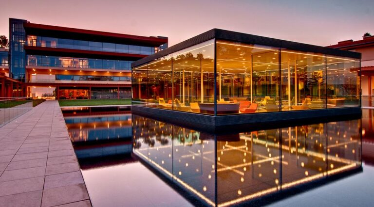 Claremont McKenna College Top Expensive